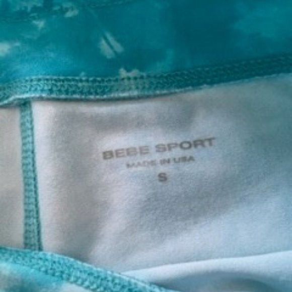 255. Rare Bebe Bundle Sport Set Size Small Tie Dye, Jacket, Sport Bra, Shorts - Picture 9 of 12